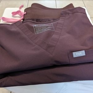 Figs Scrubs - dark fig - Catarina scrub top & high waisted Zamora pants, size L